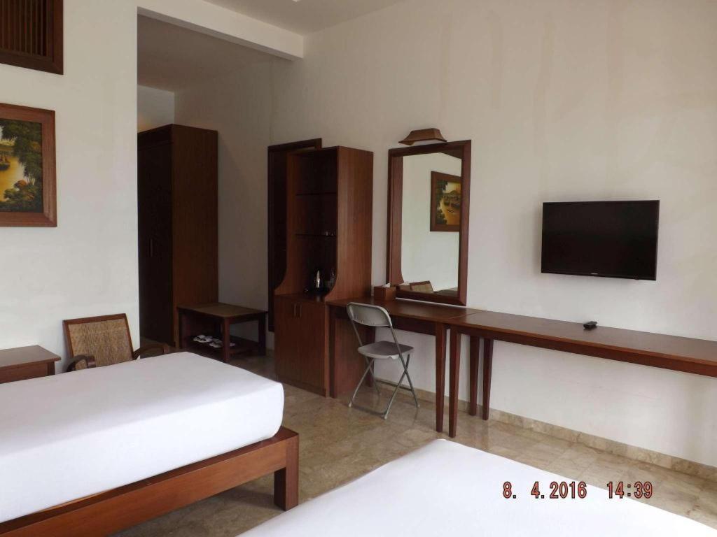 Jimmers Mountain Resort Puncak Exterior photo